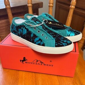 Montana West NWB 8 Turquoise & Black animal print low cut no laces Sneakers